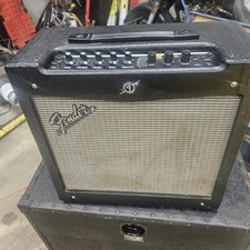 Amplificador de guitarra Fender Mustang II 40 vatios