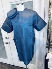 2piece set of African/Nigerian Kaftan. A unique blue color design. Men  s Size L
