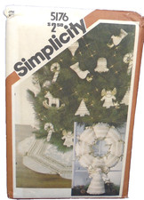 Vintage 80s Simplicity Craft Pattern 5176 White Gold Christmas Ornaments Decor