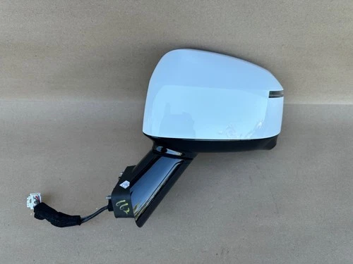 24-26 Hyundai Santa Fe Factory Left Side View Mirror W/Blind Spot Camera, White