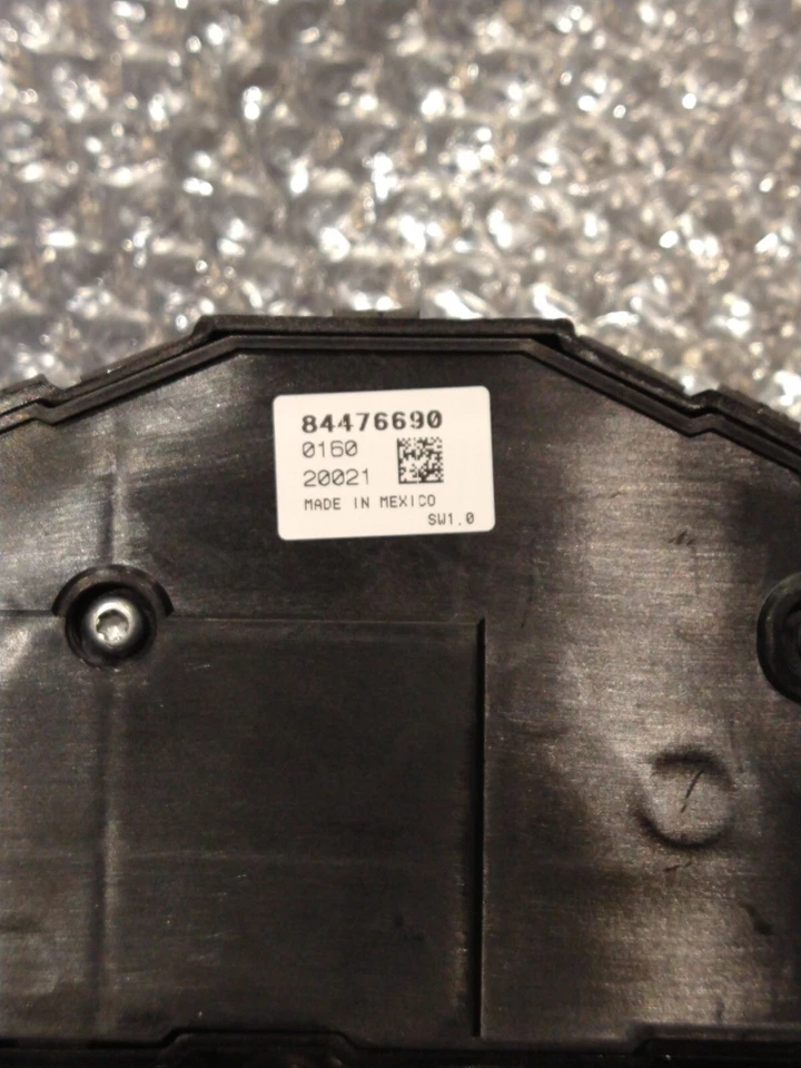 Genuine GM Seat Switch 84476690 - Image 3 of 4
