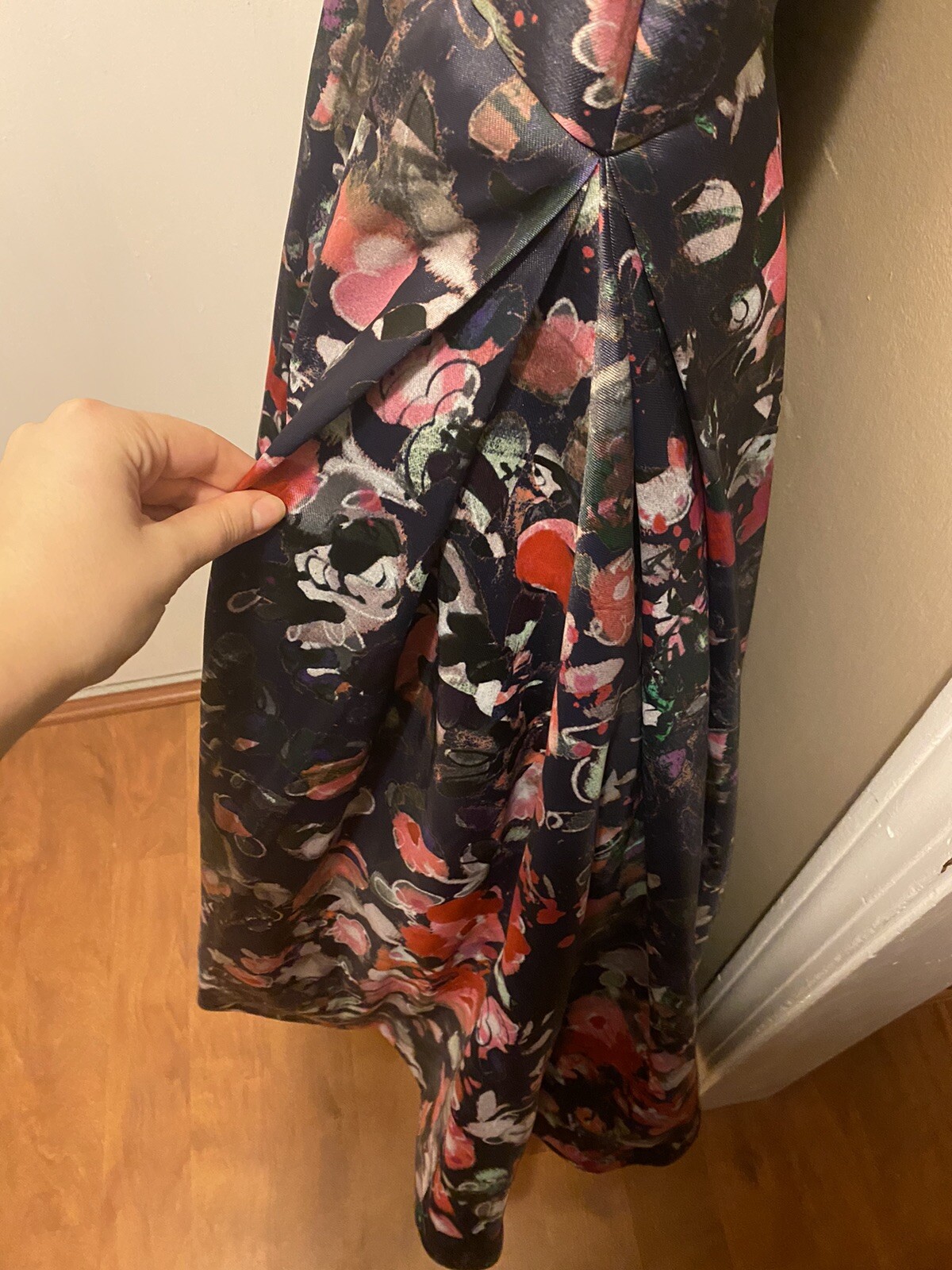 ML Monique Lhuillier Size 10 Floral Jadore Gown Maxi strapless pleated