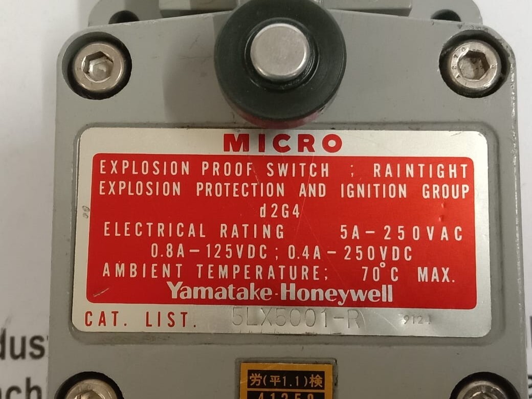Yamatake honeywell 5LX5001-R Explosion Proof Switch 5A-250VAC 70*C