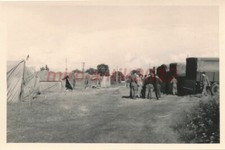 Foto, GST Zwickau, im Zeltlager, Abladen der LKW, ca 1965, 5026-671