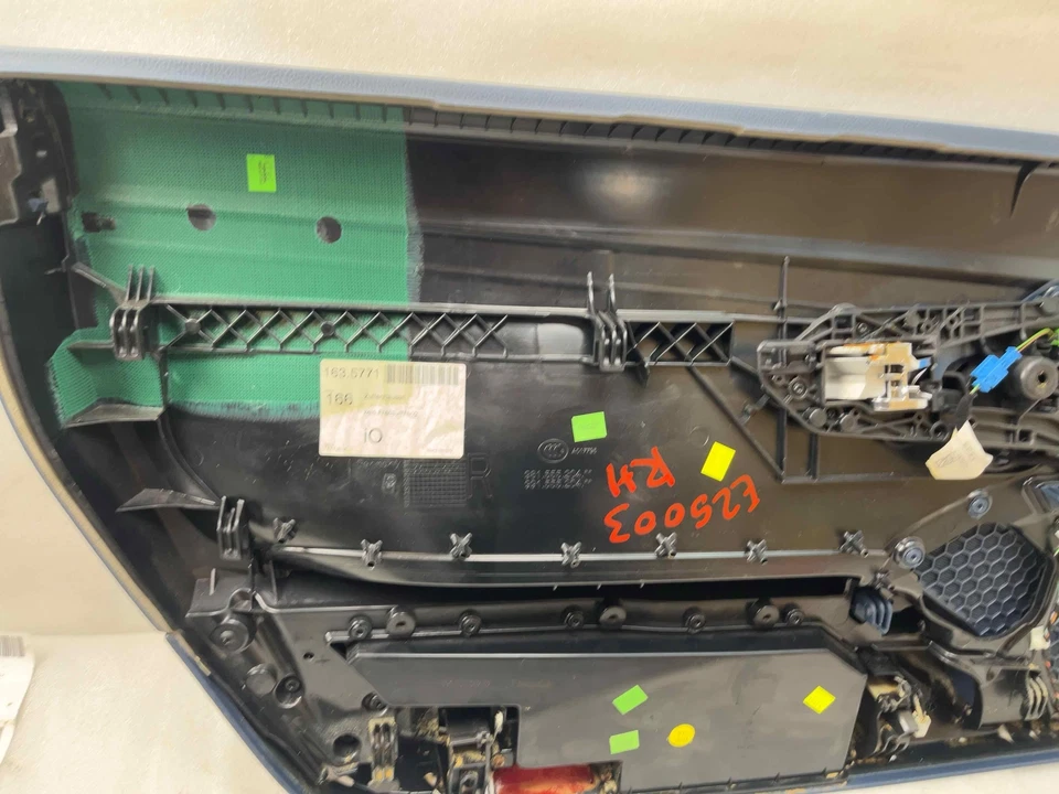 Panel de moldura de puerta delantera azul lado pasajero derecho Porsche Boxster 2013-2014 - OEM Foto 3 de 4