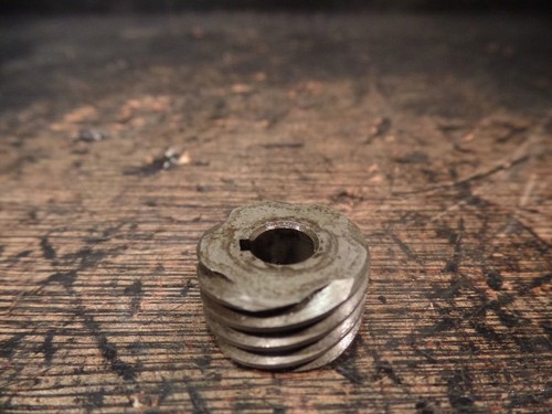 1976 76 1977 77 YAMAHA XS650 XS 650 TACHOMETER TACHO DRIVE SHAFT GEAR - Picture 5 of 5