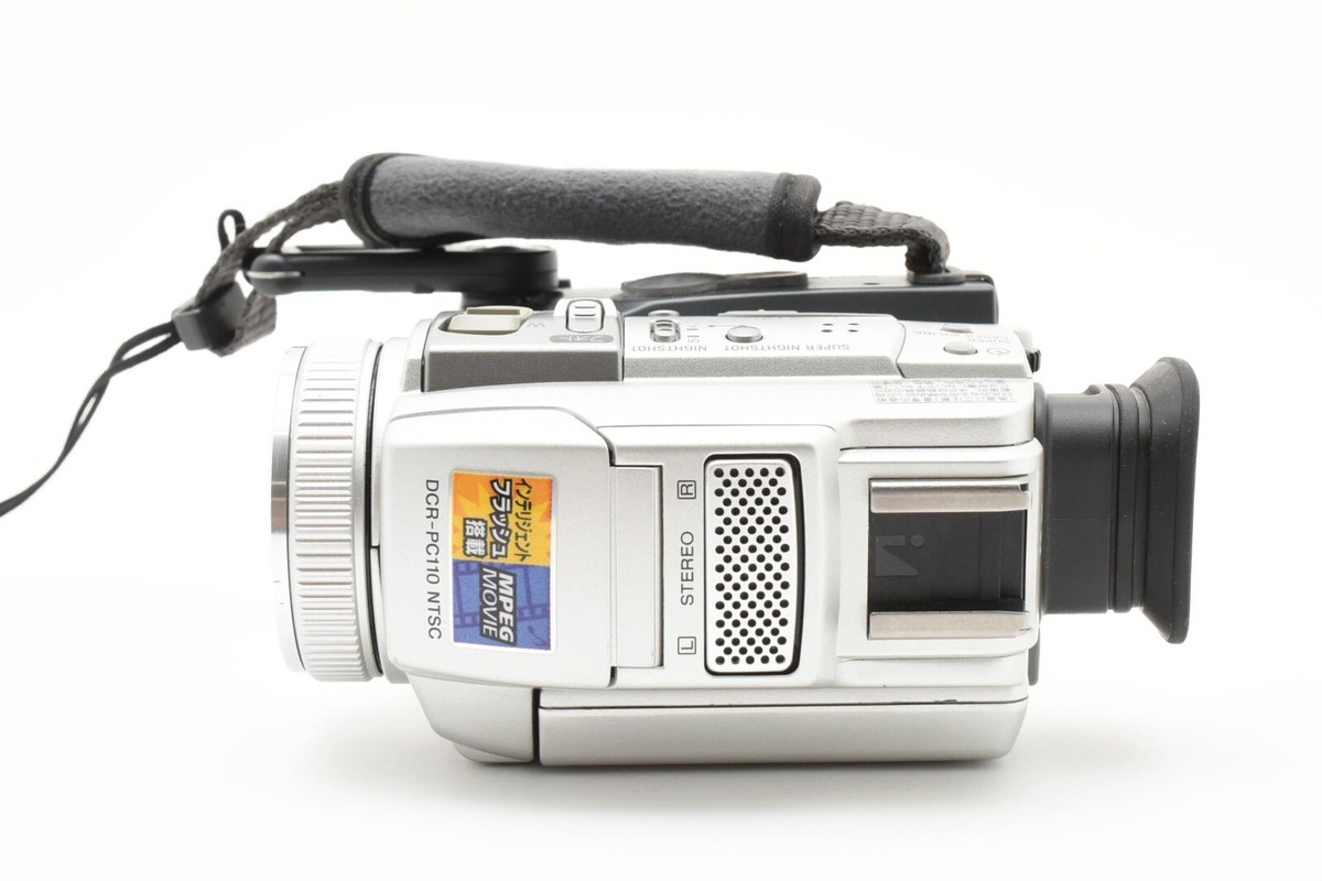NEAR MINT] Sony Handycam DCR-PC110 Mini DV Camcorder