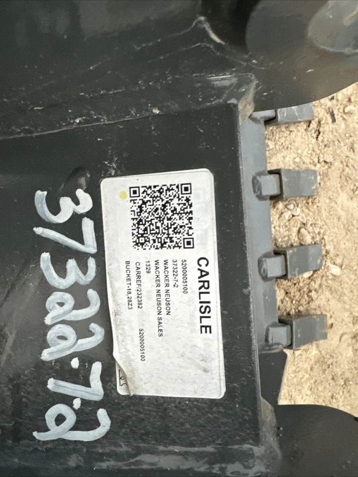 Mini escavadeira Wacker Neuson 28Z3 balde dente 18 polegadas 40 mm pino 5200005100 nova - Imagem 3 de 4