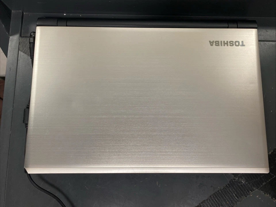 Toshiba Satellite S55-C5260, 15.6", I7-5500, 8GB, 159GB SSD Foto 4 de 4