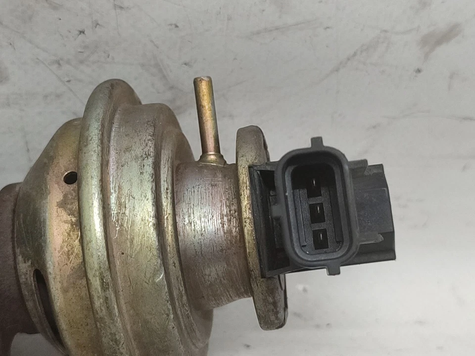 96FF9D475 VALVULA EGR / 2419285 PARA FORD FIESTA IV JA_, JB_ 1.8 D - Imagen 2 de 4