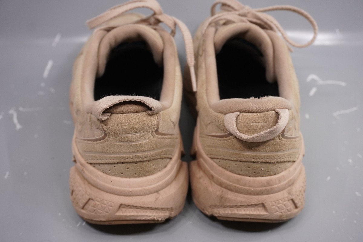 Hoka One One Clifton L Suede Shoes Mens Size 8.5 Beige 