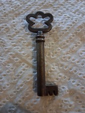 Antique Skeleton Key Ornate Metal Hollow Barrel Victorian Door Furniture Lock