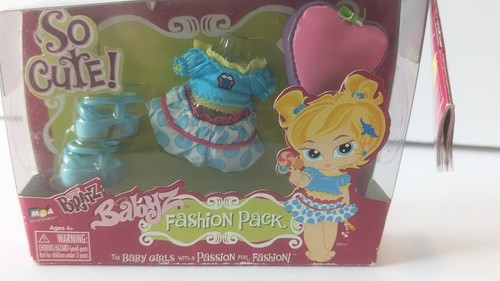 Bratz Babyz Fashion Pack: Sweet Dreamz Pyjama Party Puppenkleidung - Bild 2 von 5