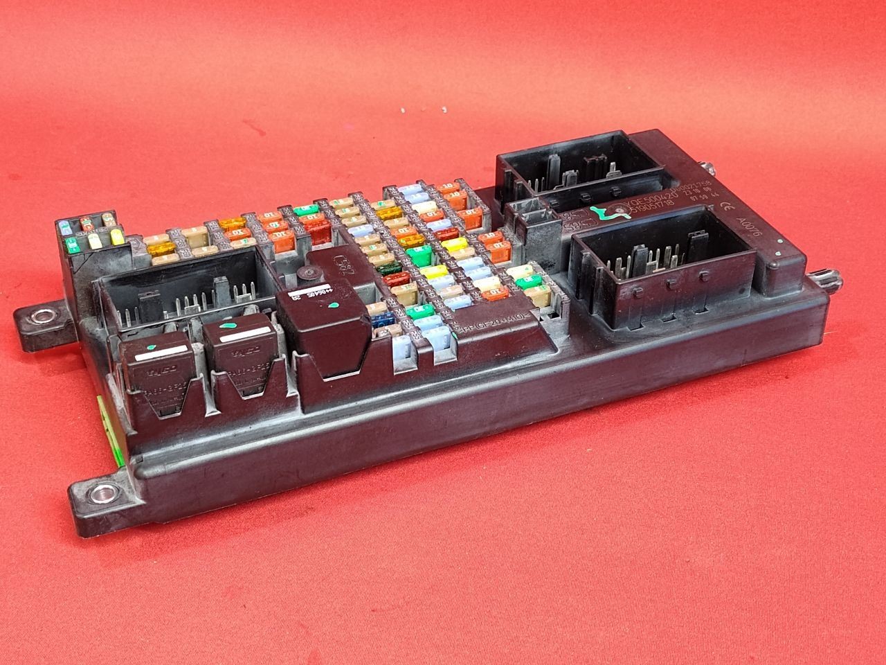 2005-2009 Land Rover LR3 / 06-09 Sport V8 Interior Cabin Fuse Box Junction Block