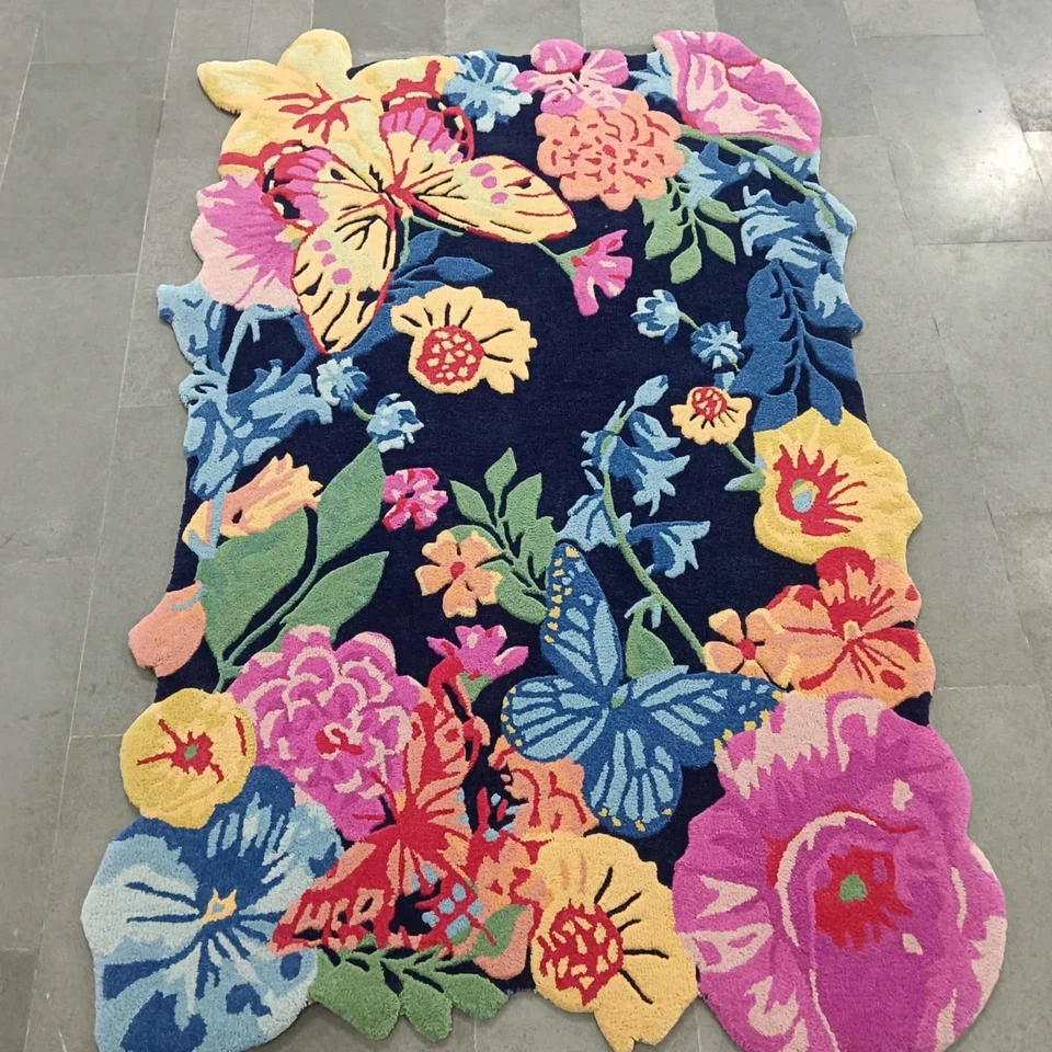 Hand-Tufted New Zealand Wool Floral Rug Garden Decor - Image 2 of 4