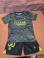 Paris Saint-Germain Messi 30 Qatar Airways Jordan Jersey Shorts Size 26/9 10Y