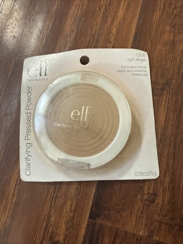 e.l.f. Clarifying Pressed Powder Light Beige 1306 Eliminates Shine & Breakouts - Picture 3 of 4