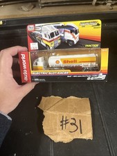 AUTO WORLD RACING RIGS SHELL GMC ASTRO 95 TANKER SLOT CAR X-Traction Mint