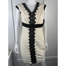 Beautiful NWTs Jax Dress Size 6