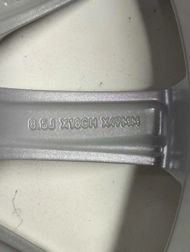 Nueva llanta de aleación original Jaguar 18" 2011-2020 tipo F XF C2P18511 Vela plateada OEM  Foto 3 de 4