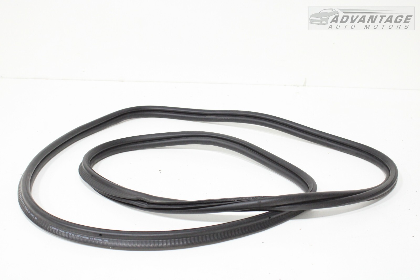 2017-2022 BMW 530I G30 REAR TRUNK LID BODY WEATHERSTRIP SEAL  