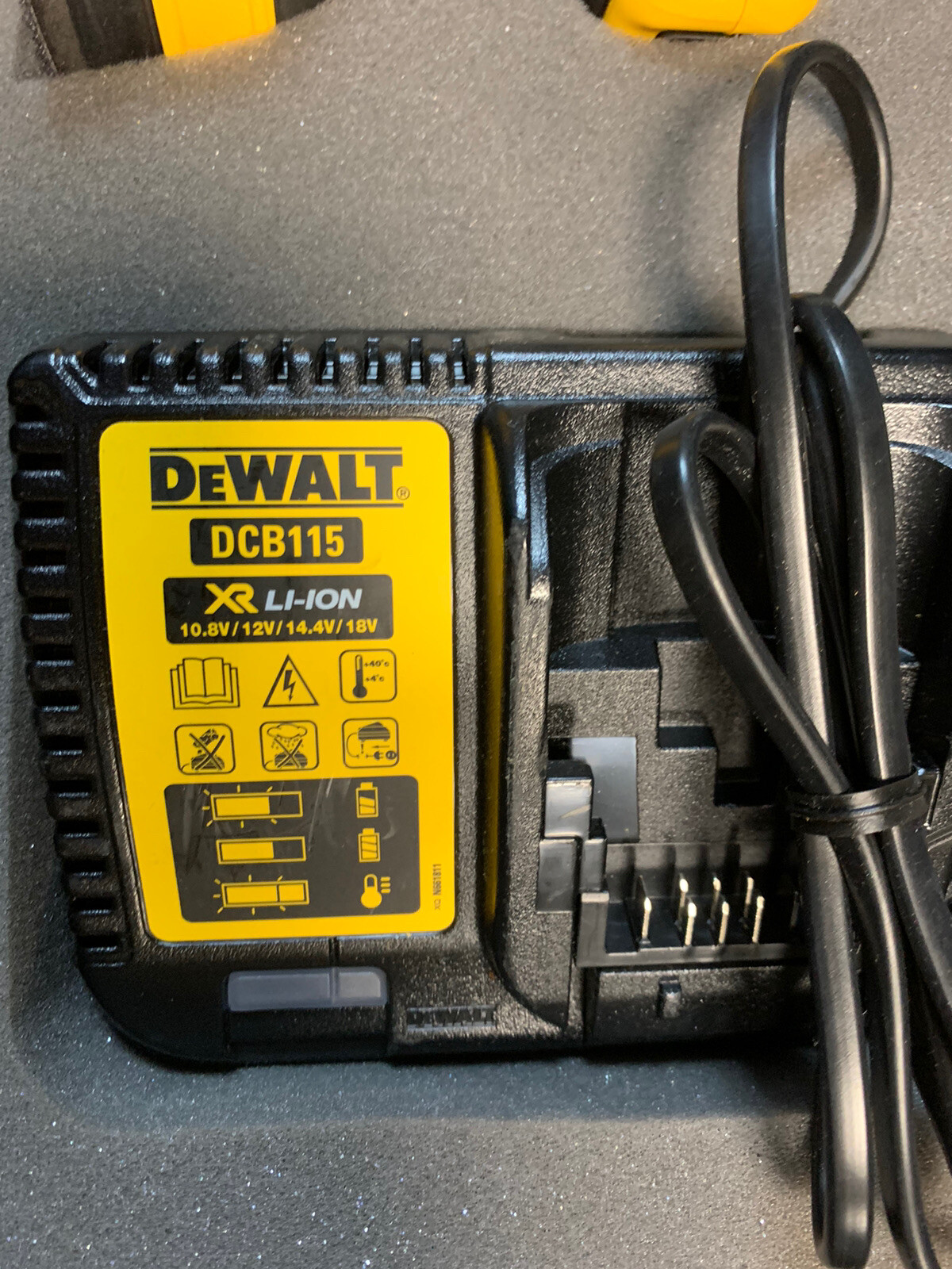 DeWalt DCW210NT 18v XR Cordless Brushless 125mm Orbit Sander TSTAK Case 1) 5.0 eBay