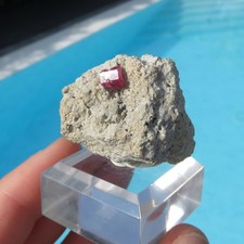 Mineralien SEHR SELTEN ROTER BERYLL BIXBITE Roter Smaragd Utah Sammlerstück