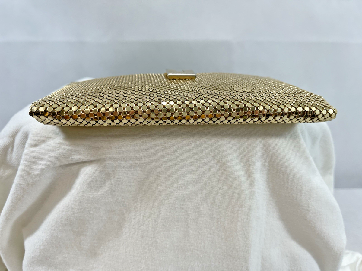 Vintage Whiting and Davis Gold Mesh TRI-FOLD CHECKBOOK  display picture 2