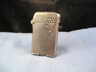 ANTIQUE THORENS ART DECO SWISS SEMI AUTOMATIC 1920s PETROL POCKET LIGHTER