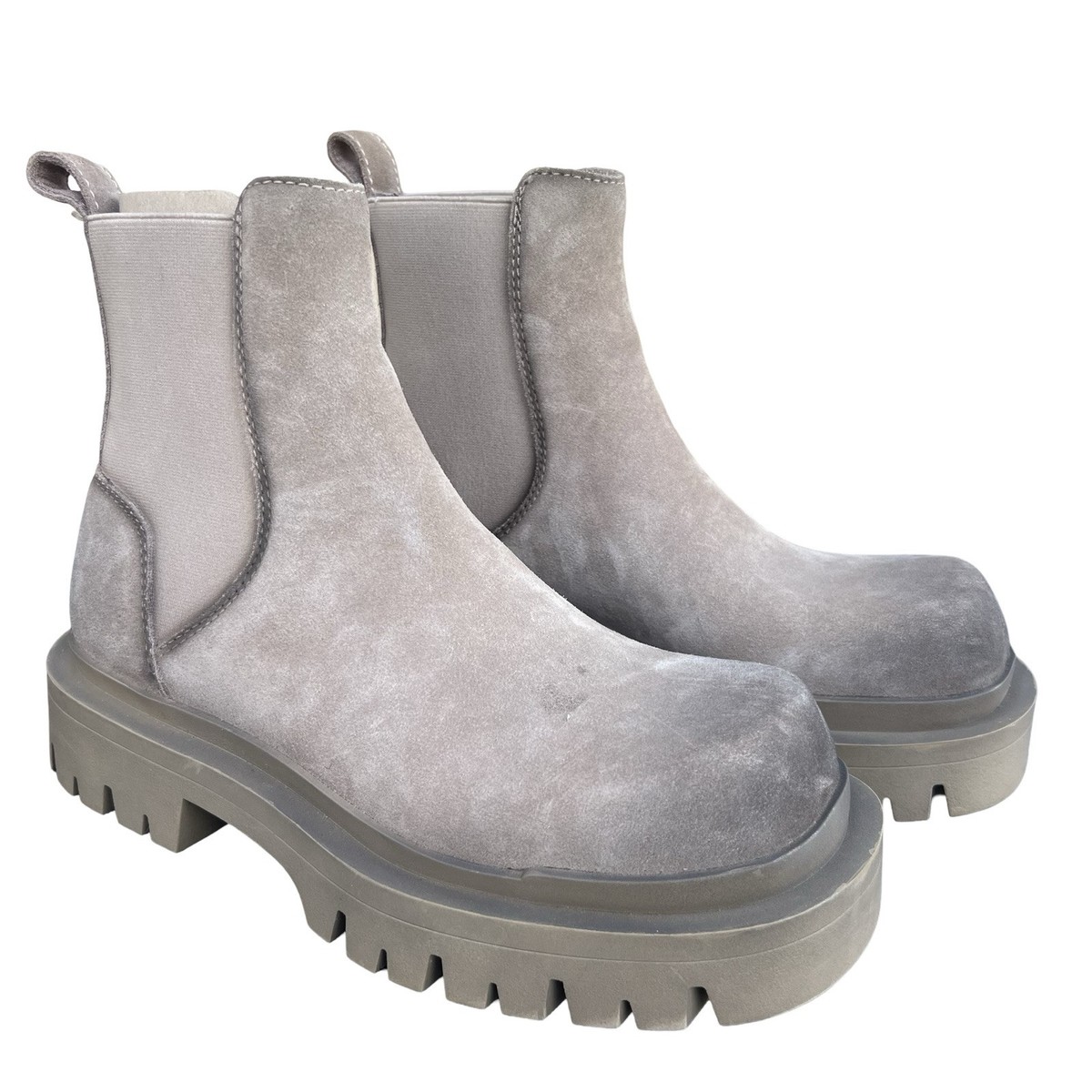 ZARA Men's Suede Chunky Sole Timeless Fashion Chelsea Ankle Boots