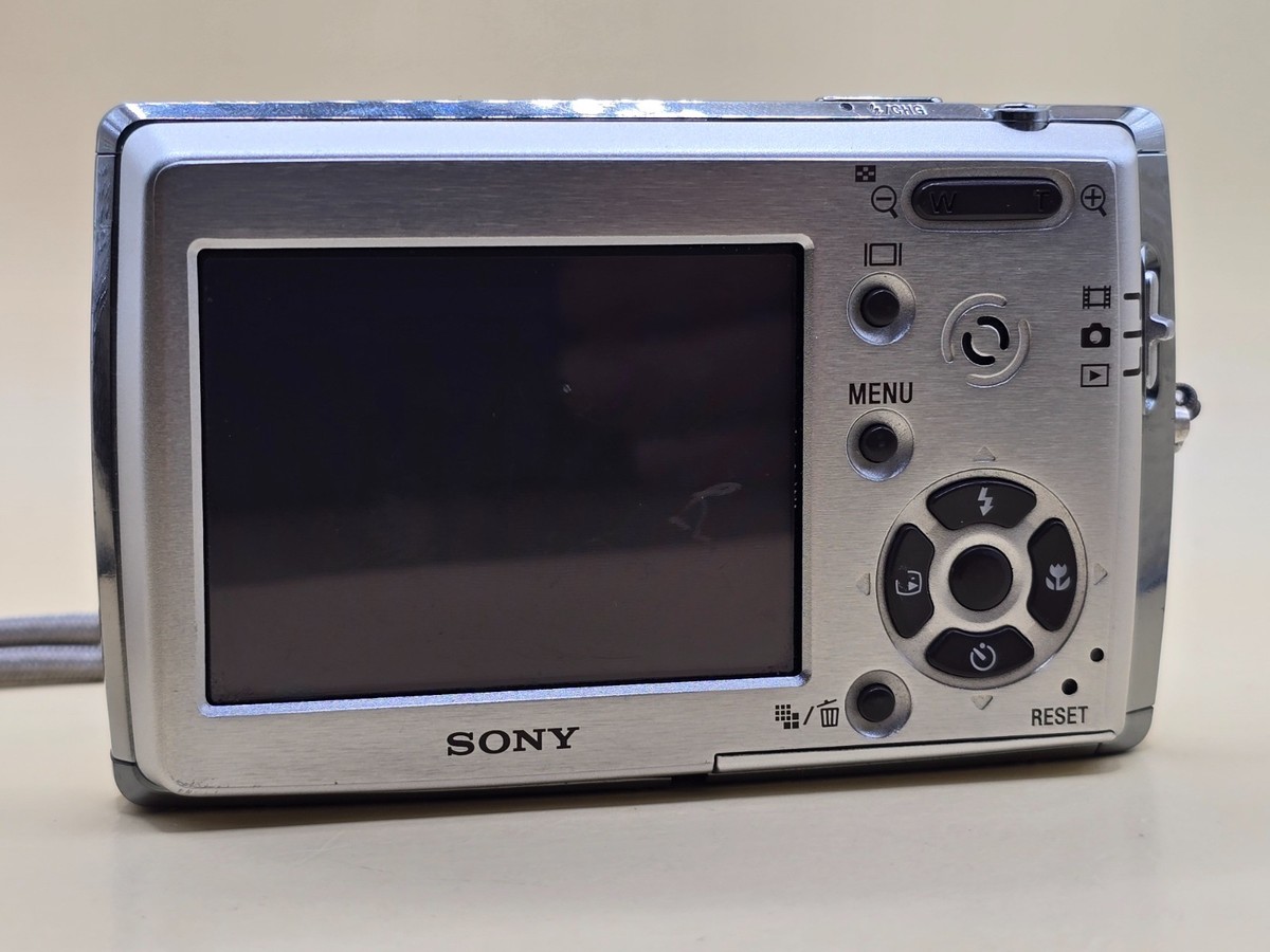 Sony Cyber-shot DSC-T3 5.1MP Digital Camera - Silver for sale