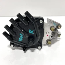 1990-1997 LEXUS LS400 - DISTRIBUTOR HOUSING SUB-ASSY RIGHT SIDE OEM 19207-50010