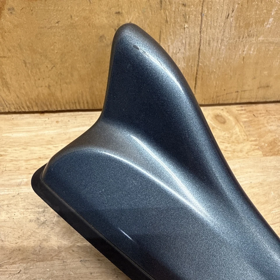 2015-2017 Hyundai Sonata Shark Fin Antenna  Nouveau Blue Metallic 96210-C2100XU8 - Imagem 3 de 4