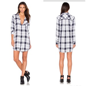 relaxed professional dress code