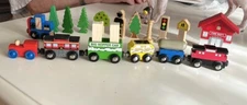 Maxim The Big Engine Wooden Train Lot Cars, Engine, Caboose, Misc