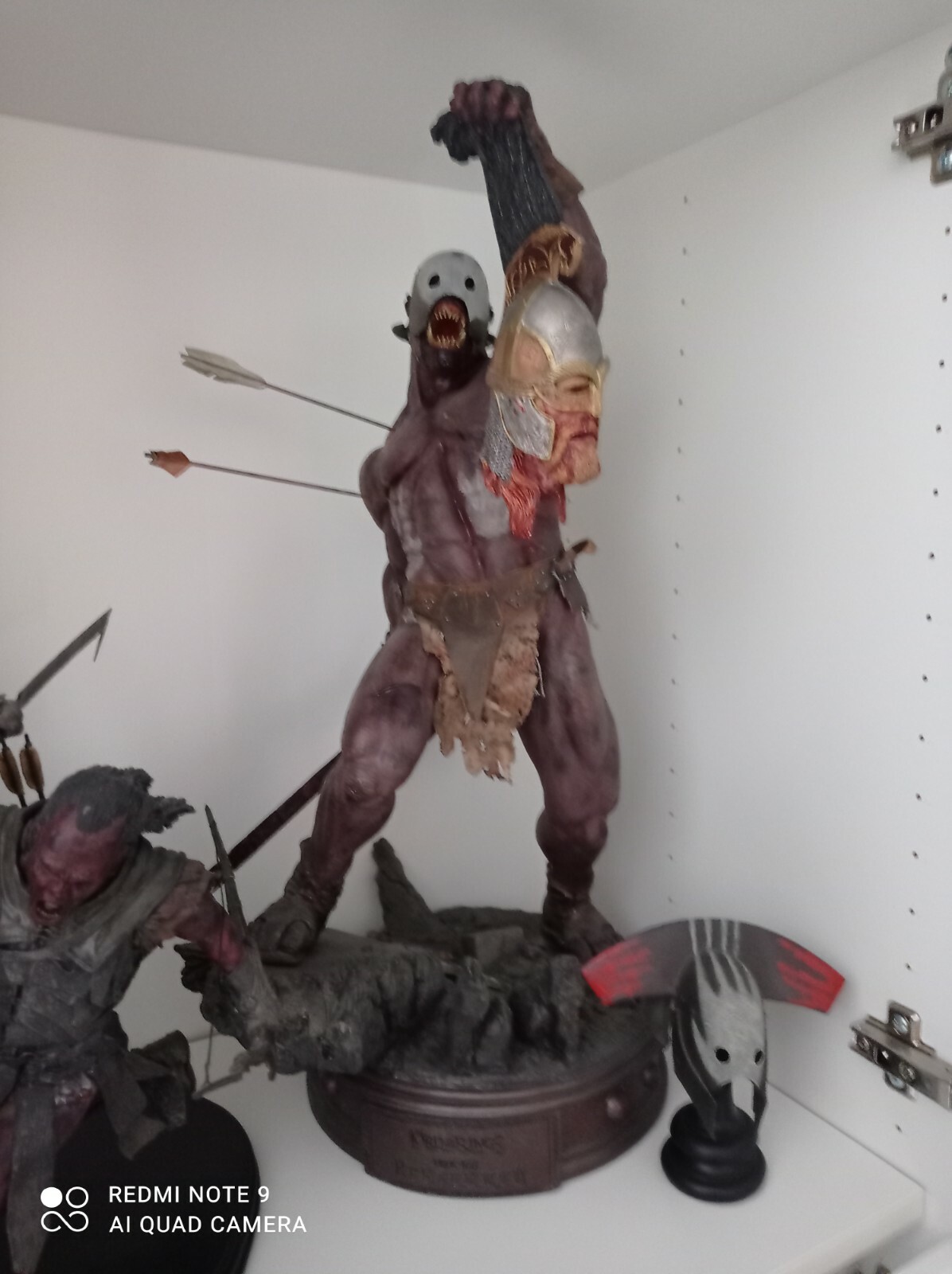 Uruk Hai Berserker Exclusive Sideshow