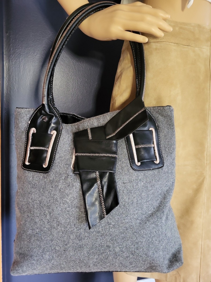 Perfect for Fall/Winter Tommy Hilfiger Grey Handbag - Main Image