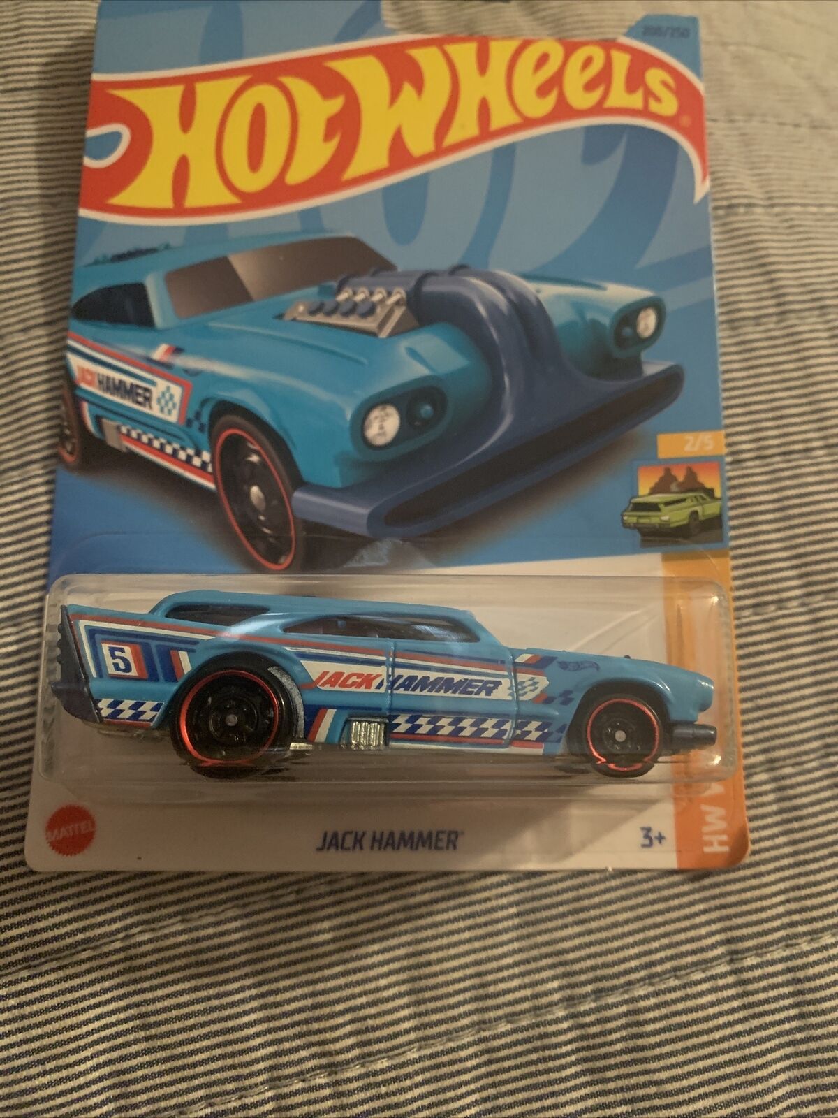 Picture 2 of 4