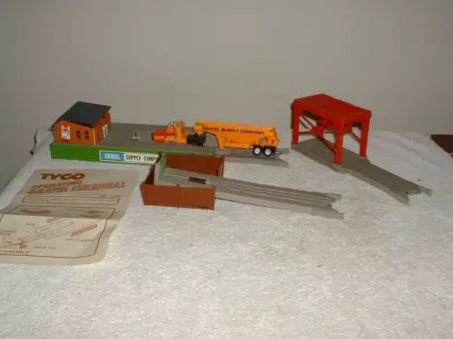 3 Tyco US-1 Electric Trucking Overhead Gravel Hopper, Unloading, Terminal Truck
