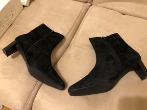2 inch ankle boots