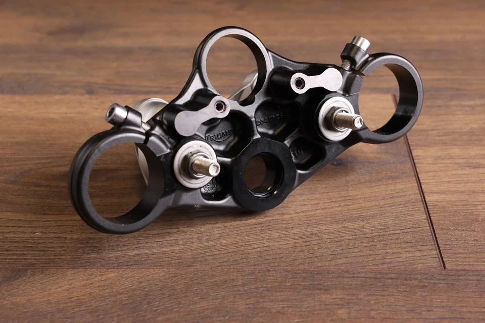Triumph Street Triple 765 Gabelbrücke upper yoke handlebar clamp 2023 2024 2025 - Bild 2 von 4