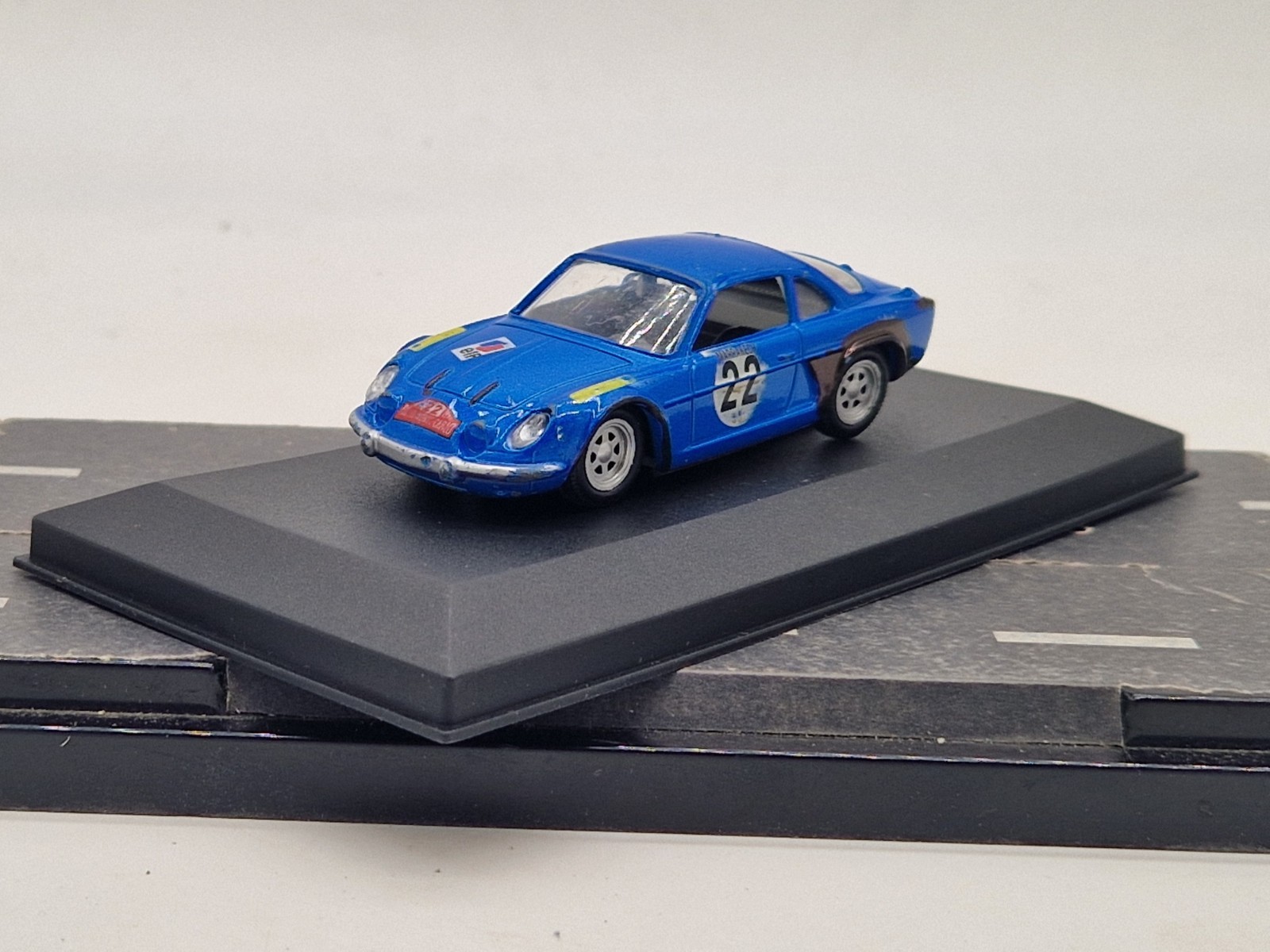 RENAULT Alpine A110 n° 22 Rally Montecarlo 1971 - Mondomotors - Scala 1/43