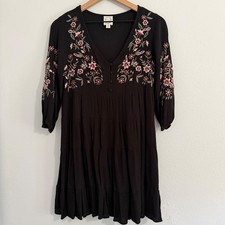 Francesca's - Baby Doll Tiered Floral Embroidered Dress