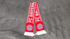 FC Bayern München Unisex Schal Logo 5 Sterne - 17 x 140 cm
