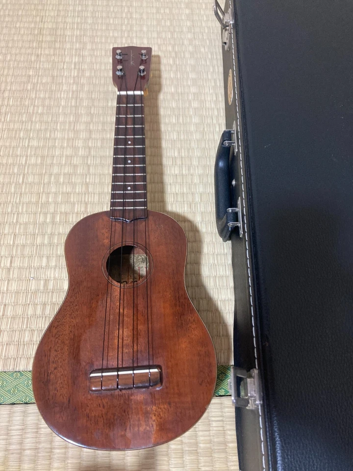 Ukelele soprano Kamaka Hf-1 Gold Label Foto 2 de 4