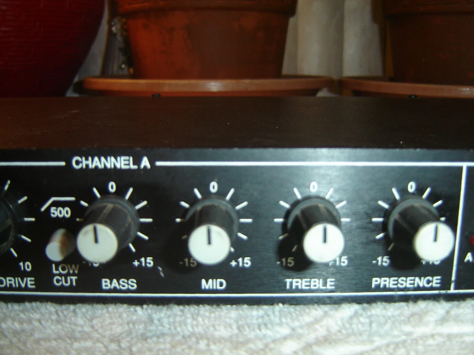 Carvin SX-15, Guitar Preamp with Spring Reverb, Equalizer, Vintage Rack - Image 3 of 4