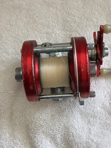 Abu Garcia Ambassadeur 5500 Vintage Baitcasting Reel Red, Made in Sweden 791001