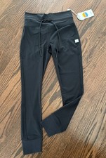 NEW Vuori Daily Form Legging Size Medium Black VW4309 NWT 98