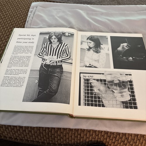 Vintage Central Michigan University CMU Chippewas Yearbook 1973 - Mt. Angenehm, Mi - Bild 6 von 15