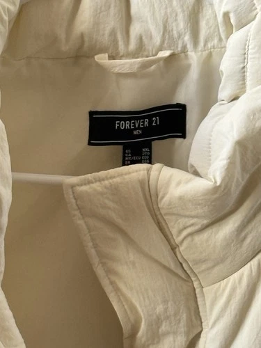 Forever 21 Men’s 2XL Beige Quilted Puffer Vest Pockets Zip/Snap Stand image 5
